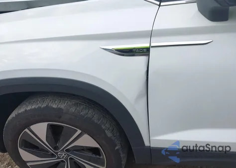 2024 Volkswagen Taos 1.5T Se из США, поврежденный, VIN 3VVUX7B20RM069268